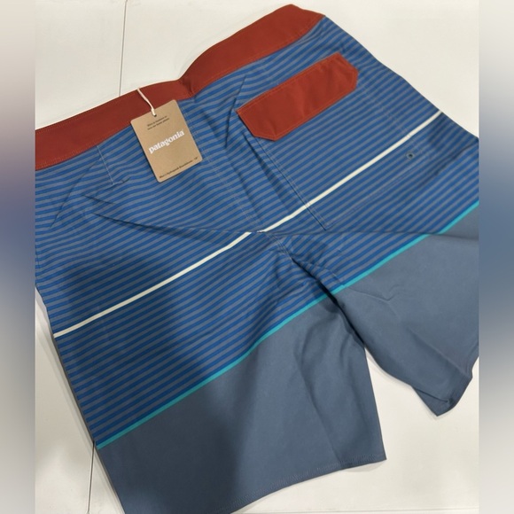 Patagonia Men's Size 30 Hydropeak 18" Boardshorts Blue Swim Bottoms Trunks NWT - Picture 2 of 10